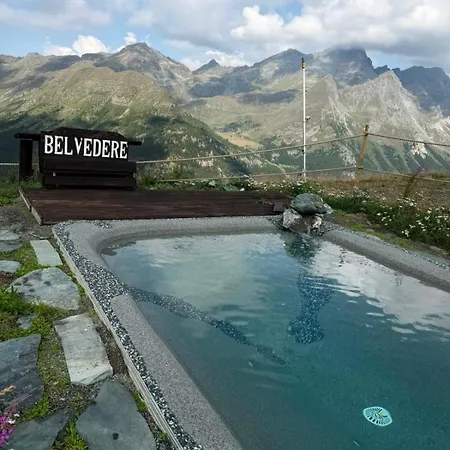 Rifugio Belvedere 3* 샴폴루크