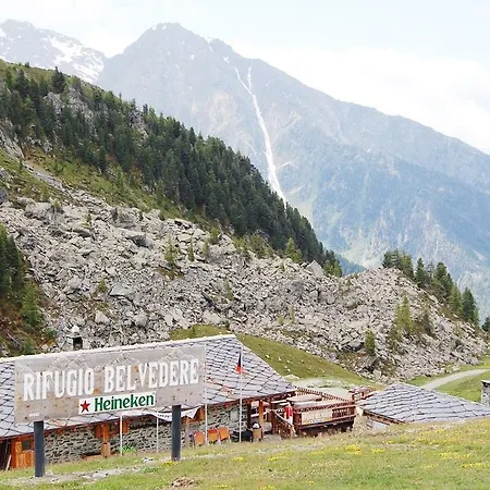 Rifugio Belvedere 샴폴루크