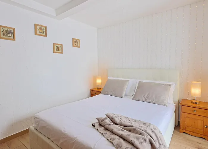 Rifugio Belvedere 샴폴루크